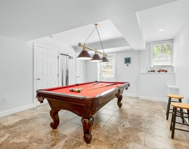 525 Carroll Avenue - Photo Thumbnail 29