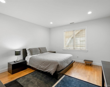525 Carroll Avenue - Photo Thumbnail 19