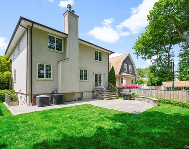 525 Carroll Avenue - Photo Thumbnail 37