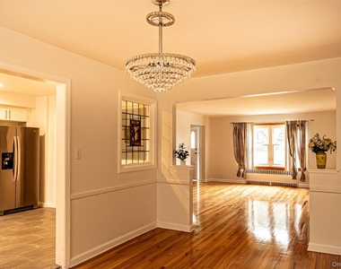 121 Manhasset Avenue - Photo Thumbnail 12