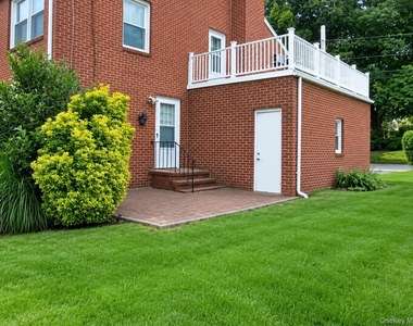 121 Manhasset Avenue - Photo Thumbnail 38