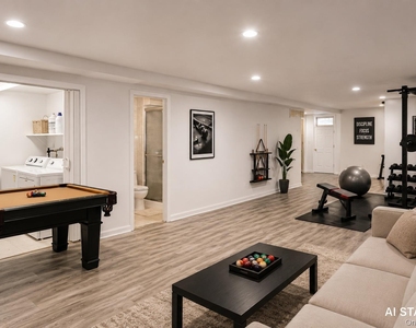 121 Manhasset Avenue - Photo Thumbnail 32