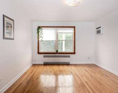 121 Manhasset Avenue - Photo Thumbnail 19