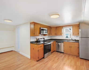 68 Columbus Avenue - Photo Thumbnail 5