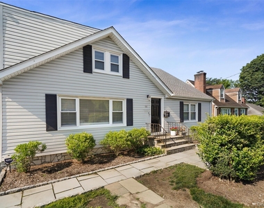 68 Columbus Avenue - Photo Thumbnail 1