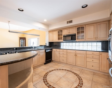 127 Wooleys Lane - Photo Thumbnail 7