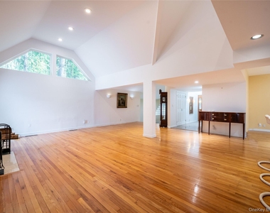 127 Wooleys Lane - Photo Thumbnail 4