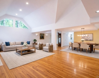 127 Wooleys Lane - Photo Thumbnail 2