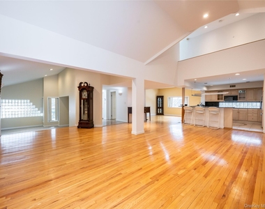 127 Wooleys Lane - Photo Thumbnail 5