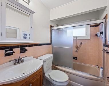 25 Surrey Lane - Photo Thumbnail 12