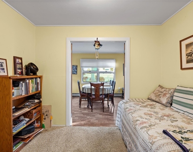 25 Surrey Lane - Photo Thumbnail 8