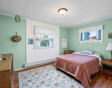 25 Surrey Lane - Photo Thumbnail 13