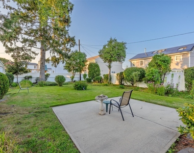 25 Surrey Lane - Photo Thumbnail 31