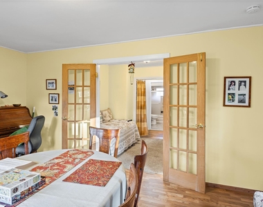 25 Surrey Lane - Photo Thumbnail 11