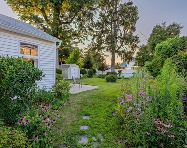25 Surrey Lane - Photo Thumbnail 25