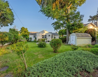 25 Surrey Lane - Photo Thumbnail 28