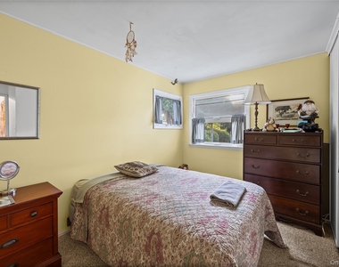 25 Surrey Lane - Photo Thumbnail 6