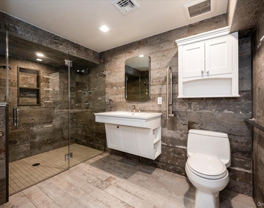 47 E Penn Street - Photo Thumbnail 7