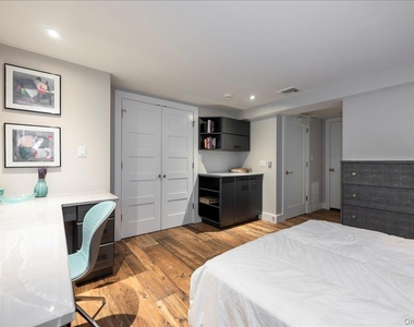 47 E Penn Street - Photo Thumbnail 6