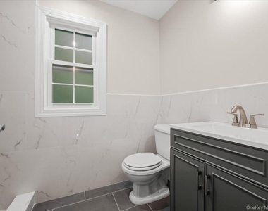 17 Pinewood Road - Photo Thumbnail 27