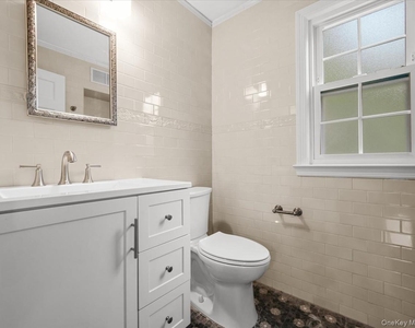 17 Pinewood Road - Photo Thumbnail 20
