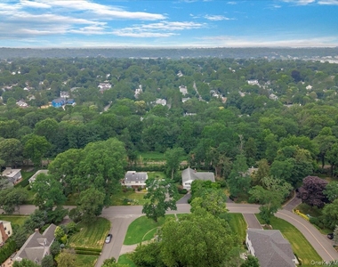 17 Pinewood Road - Photo Thumbnail 41