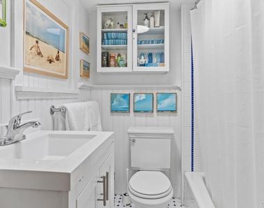 28 Bowden Square - Photo Thumbnail 14