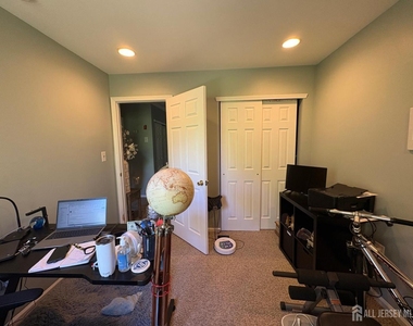 2210 Timber Ridge Court - Photo Thumbnail 17