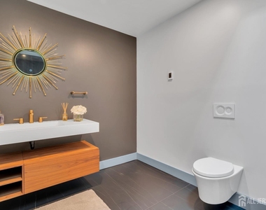 792 Partridge Drive - Photo Thumbnail 29