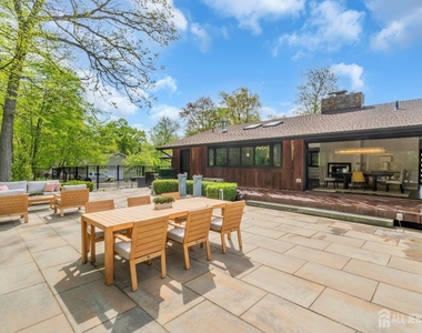 792 Partridge Drive - Photo Thumbnail 25
