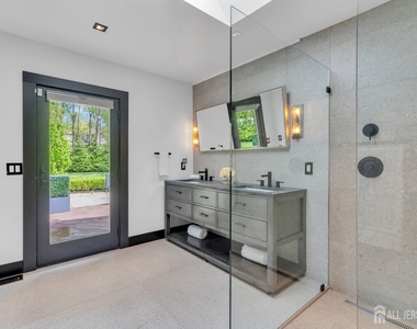 792 Partridge Drive - Photo Thumbnail 36