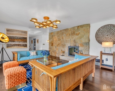 792 Partridge Drive - Photo Thumbnail 6