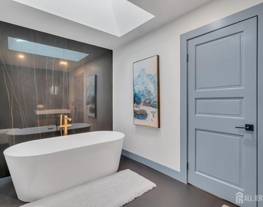 792 Partridge Drive - Photo Thumbnail 30