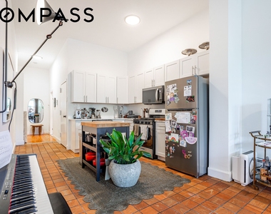350 Myrtle Avenue - Photo Thumbnail 7