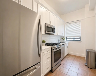 27 W 96th Street - Photo Thumbnail 1