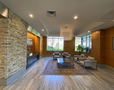 455 Main Street - Photo Thumbnail 9