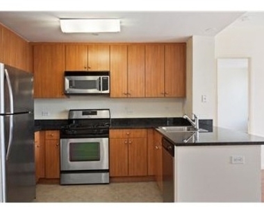 455 Main Street - Photo Thumbnail 2