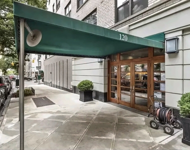 120 E 90th Street - Photo Thumbnail 8