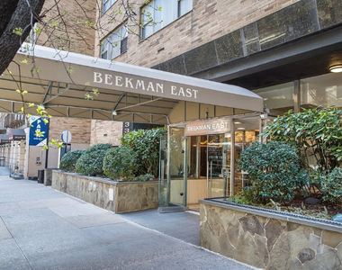 330 East 49th Street - Photo Thumbnail 5