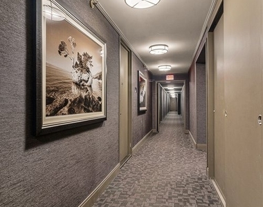 330 E 39th Street - Photo Thumbnail 17