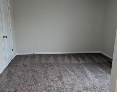 64 Vespucci Lane - Photo Thumbnail 10
