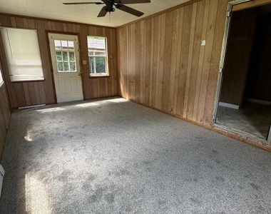99 Monticello Drive - Photo Thumbnail 10