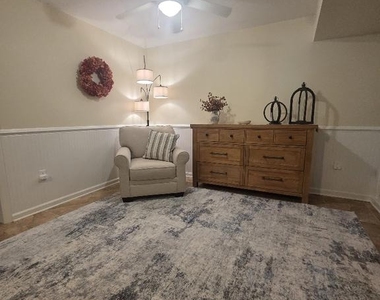 11021 Naples Court - Photo Thumbnail 21