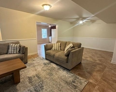 11021 Naples Court - Photo Thumbnail 14