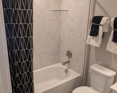 8048 Williamson Boulevard - Photo Thumbnail 15
