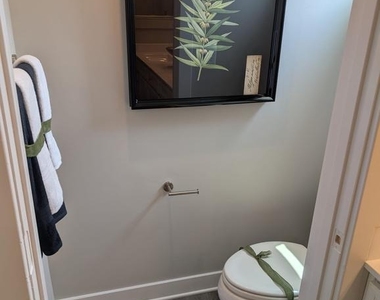 8048 Williamson Boulevard - Photo Thumbnail 16