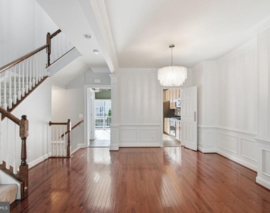 14656 Crossfield Way - Photo Thumbnail 9