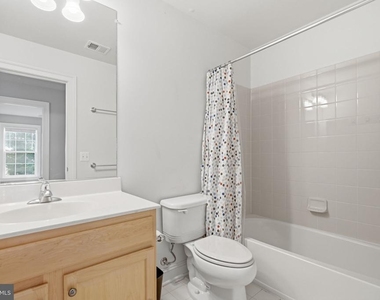 14656 Crossfield Way - Photo Thumbnail 17