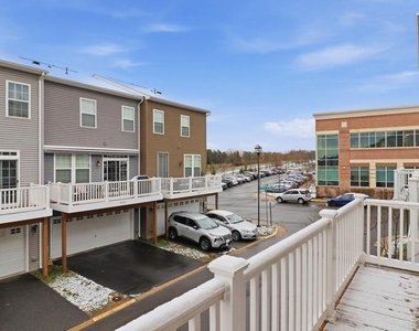 13806 Litespeed Way - Photo Thumbnail 20