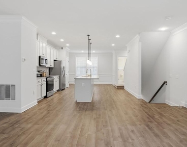 13806 Litespeed Way - Photo Thumbnail 16